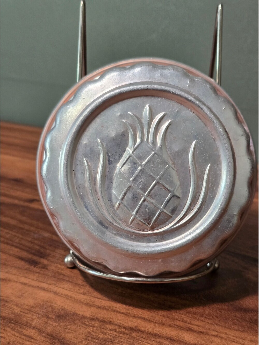 Vintage Copper Aluminum Pineapple Jello Mold, Fluted Kitchen Wall Decor
